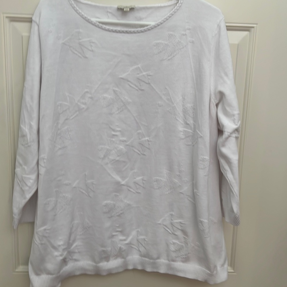 Talbots white on white crewneck sweater with fish motif.  2X